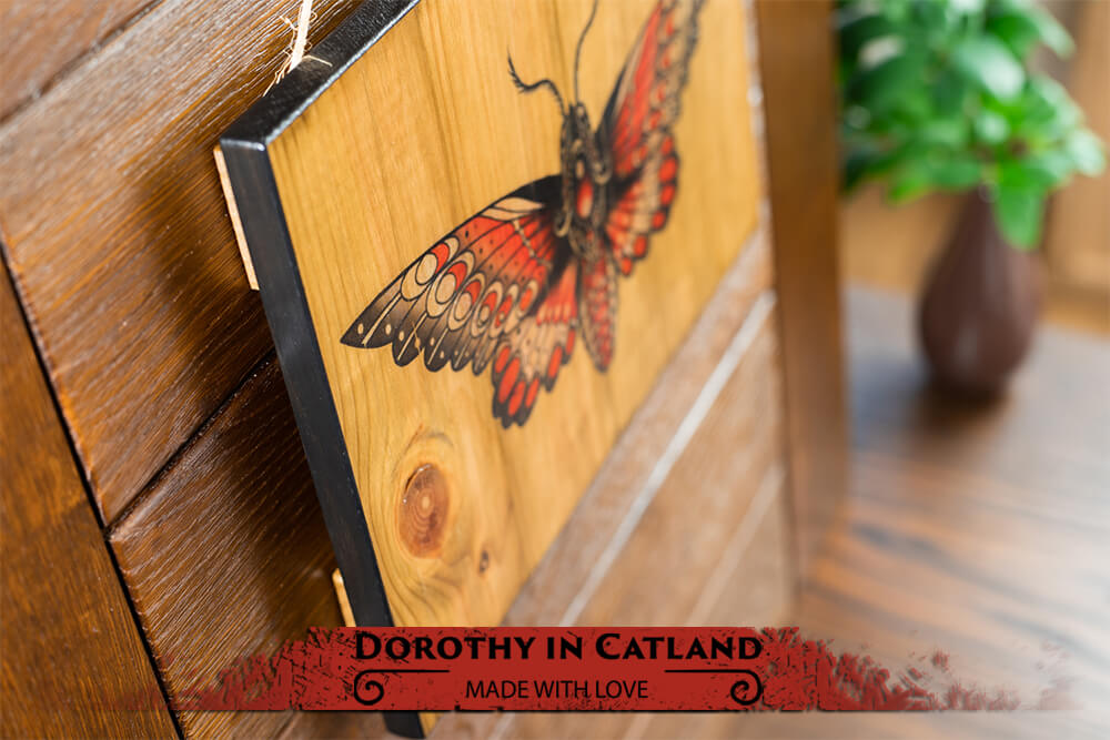 Dorothy In Catland - wood wall decoration with moth - Decorative farming style wooden picture
